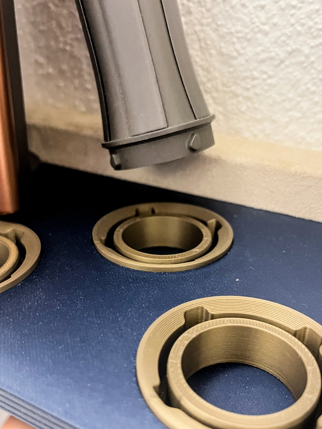 Dyson Airwrap Wandhalterung – für 10 Aufsätze